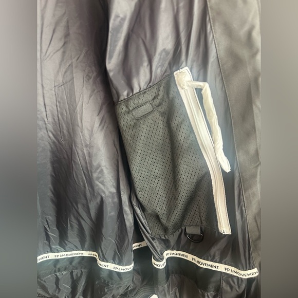 NEW Free People Movement Black All Prepped Ski Waterproof Jacket Size XL - Picture 14 of 14